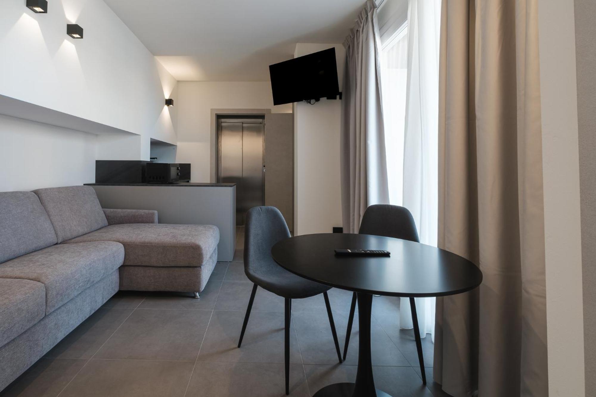 ريميني Residence Goldoni6 Suite Apartment المظهر الخارجي الصورة