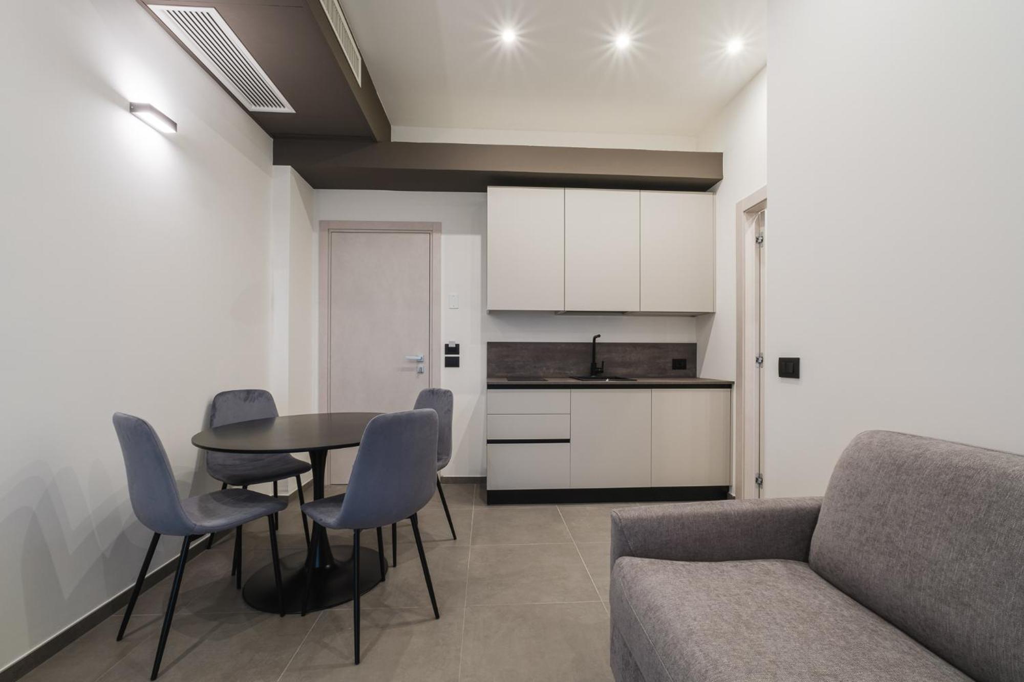 ريميني Residence Goldoni6 Suite Apartment المظهر الخارجي الصورة